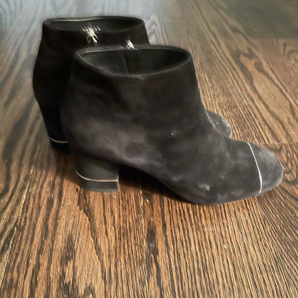 Chanel boots - Picture 2 of 3